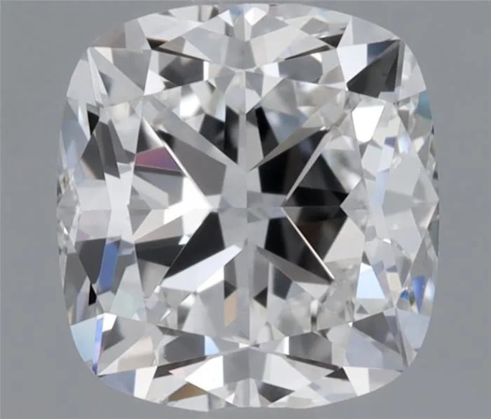 0.90ct Cushion brilliant Natural Diamond (Colour E, Clarity VVS1, GIA Certified)