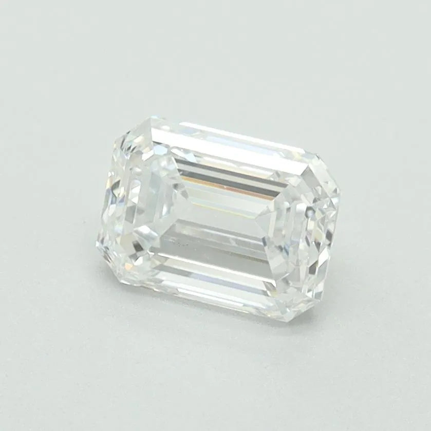 0.90ct Emerald Lab Grown Diamond (Colour F, Clarity VS2, IGI Certified)