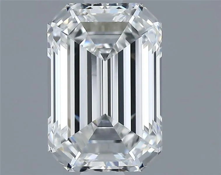 0.90ct Emerald Natural Diamond (Colour E, Clarity VVS2, GIA Certified)