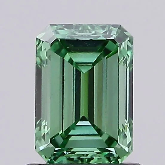 0.92ct Emerald Lab Grown Diamond (Colour Fancy Vivid Green, Clarity VVS2, IGI Certified)
