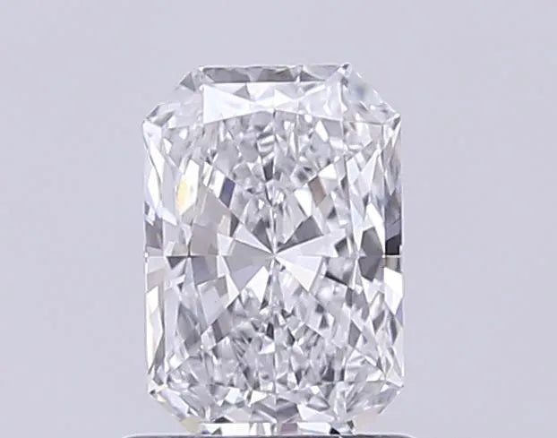 0.92ct Radiant Lab Grown Diamond (Colour E, Clarity VS2, IGI Certified)