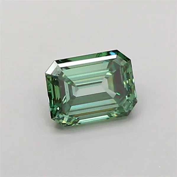0.95ct Emerald Lab Grown Diamond (Colour Fancy Vivid Green, Clarity VS1, IGI Certified)