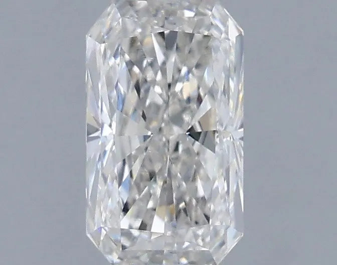 0.99ct Radiant Lab Grown Diamond (Colour F, Clarity VVS2, IGI Certified)
