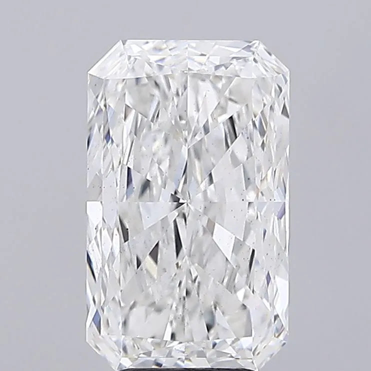 4.50ct Radiant Lab Grown Diamond (Colour E, Clarity VS2, IGI Certified)