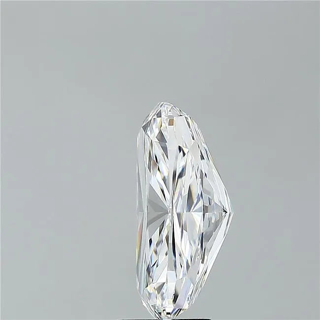 5.59ct Cushion modified Lab Grown Diamond (Colour E, Clarity VVS2, IGI Certified)