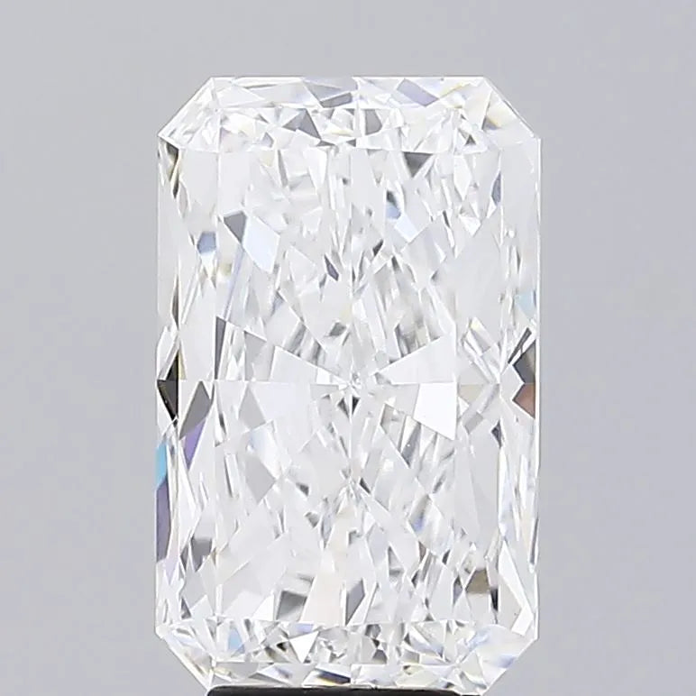 6.00ct Radiant Lab Grown Diamond (Colour D, Clarity VVS2, IGI Certified)
