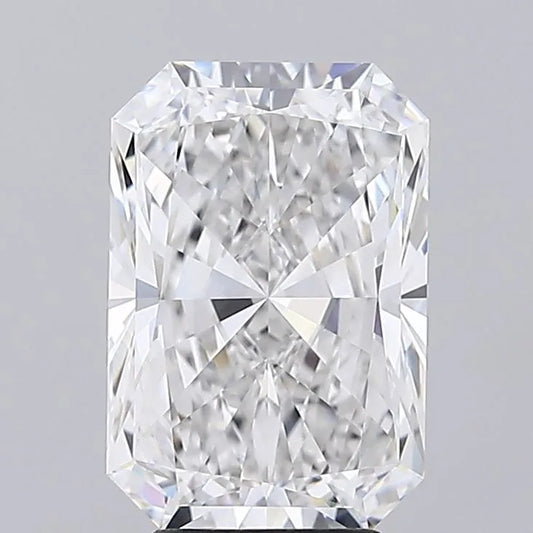 4.41ct Radiant Lab Grown Diamond (Colour E, Clarity VVS1, IGI Certified)