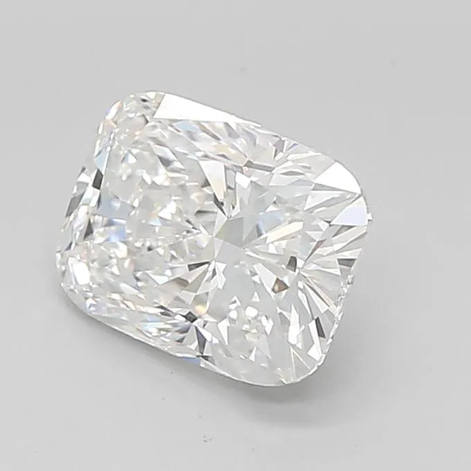 2.25ct Cushion modified Lab Grown Diamond (Colour E, Clarity VVS2, IGI Certified)