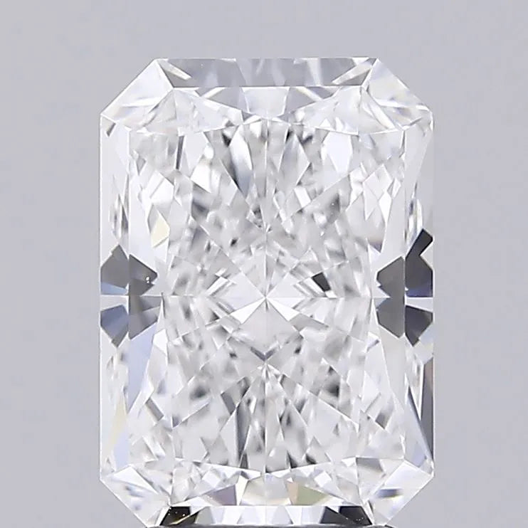 2.83ct Radiant Lab Grown Diamond (Colour E, Clarity VVS1, IGI Certified)