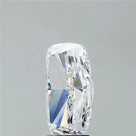4.39ct Cushion brilliant Lab Grown Diamond (Colour D, Clarity VVS1, IGI Certified)