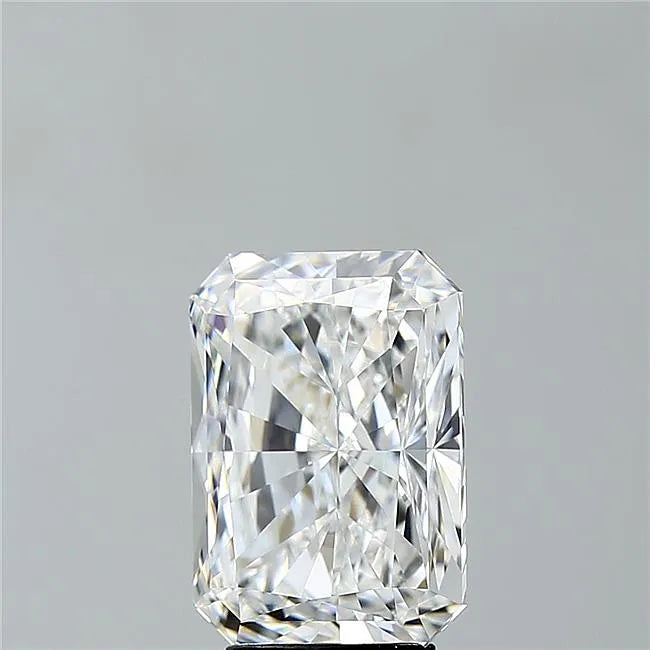 4.77ct Radiant Lab Grown Diamond (Colour D, Clarity VVS1, IGI Certified)