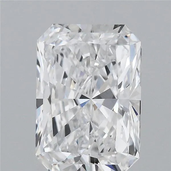 3.10ct Radiant Lab Grown Diamond (Colour D, Clarity VVS2, IGI Certified)