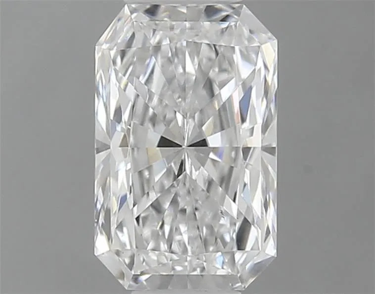 0.50ct Radiant Lab Grown Diamond (Colour D, Clarity VS2, IGI Certified)