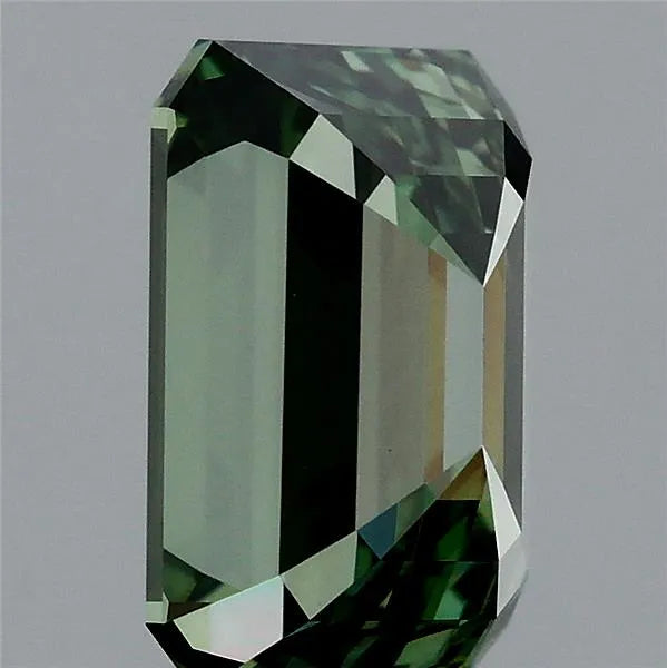 1.87ct Emerald Lab Grown Diamond (Colour Fancy Vivid Green, Clarity VS1, IGI Certified)