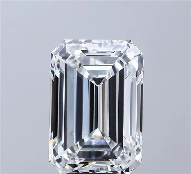 7.08ct Emerald Lab Grown Diamond (Colour E, Clarity VVS2, IGI Certified)
