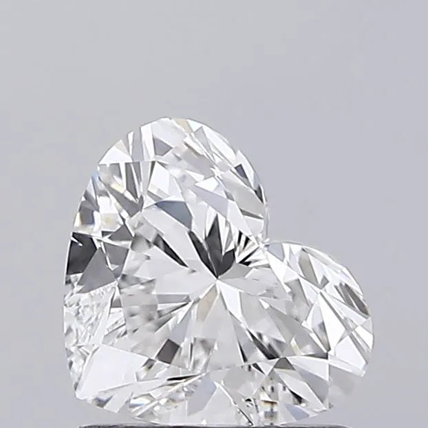 1.00ct Heart Lab Grown Diamond (Colour E, Clarity VVS2, IGI Certified)