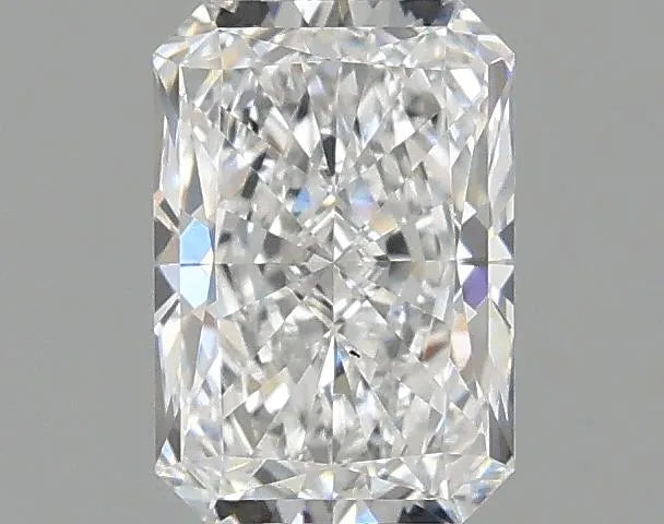 1.00ct Radiant Lab Grown Diamond (Colour D, Clarity VS2, IGI Certified)