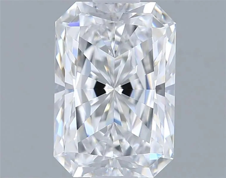 1.00ct Radiant Lab Grown Diamond (Colour D, Clarity VVS1, IGI Certified)