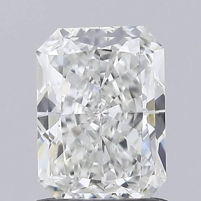 1.00ct Radiant Lab Grown Diamond (Colour F, Clarity VS1, IGI Certified)
