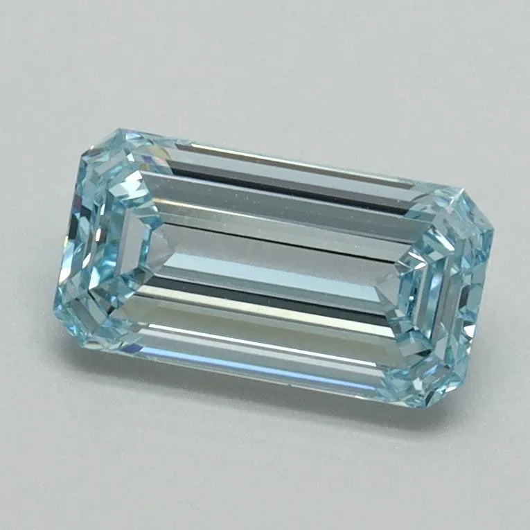 1.01ct Emerald Lab Grown Diamond (Colour Fancy Intense Blue, Clarity VVS2, IGI Certified)
