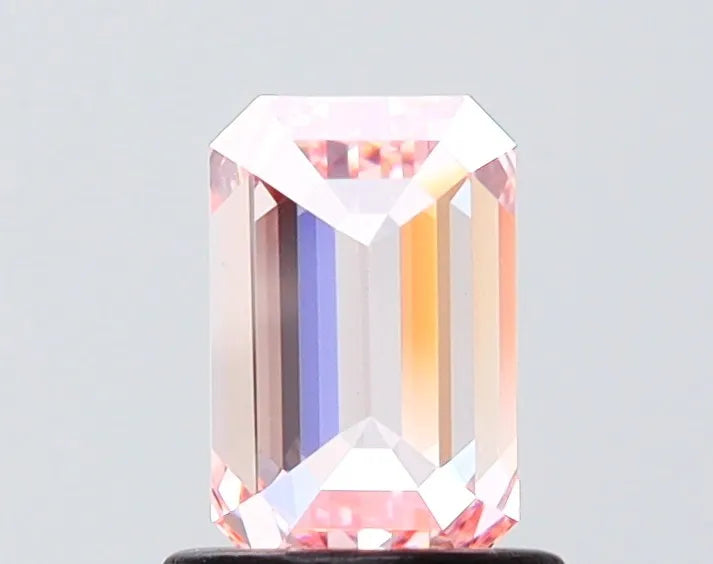 1.01ct Emerald Lab Grown Diamond (Colour Fancy Intense Pink, Clarity VS1, IGI Certified)