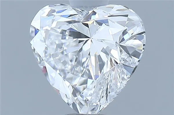 1.01ct Heart Lab Grown Diamond (Colour D, Clarity VVS1, IGI Certified)