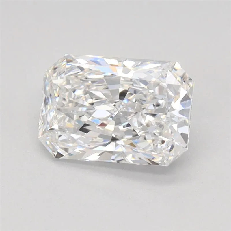 1.01ct Radiant Lab Grown Diamond (Colour E, Clarity VS1, IGI Certified)