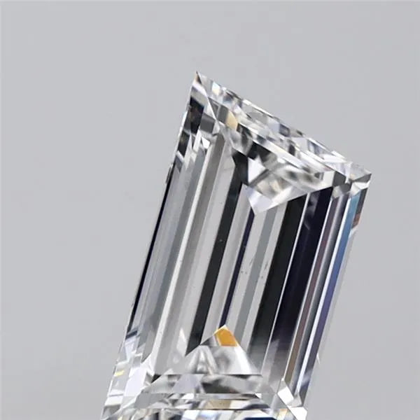 1.01ct Trapeze Lab Grown Diamond (Colour D, Clarity VS1, IGI Certified)