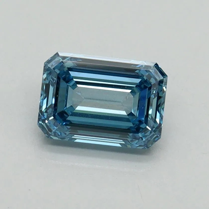 1.02ct Emerald Lab Grown Diamond (Colour Fancy Vivid Blue, Clarity VVS2, IGI Certified)