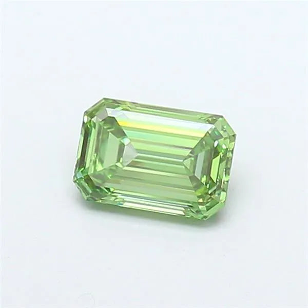 1.02ct Emerald Lab Grown Diamond (Colour Fancy Vivid Green, Clarity VVS2, IGI Certified)
