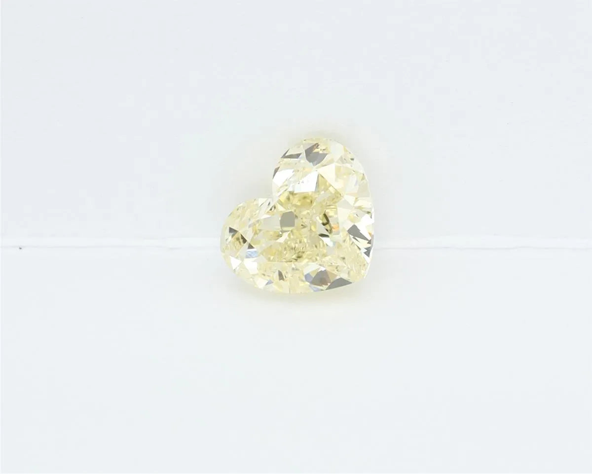 1.02ct Heart Lab Grown Diamond (Colour WX, Clarity VVS2, IGI Certified)