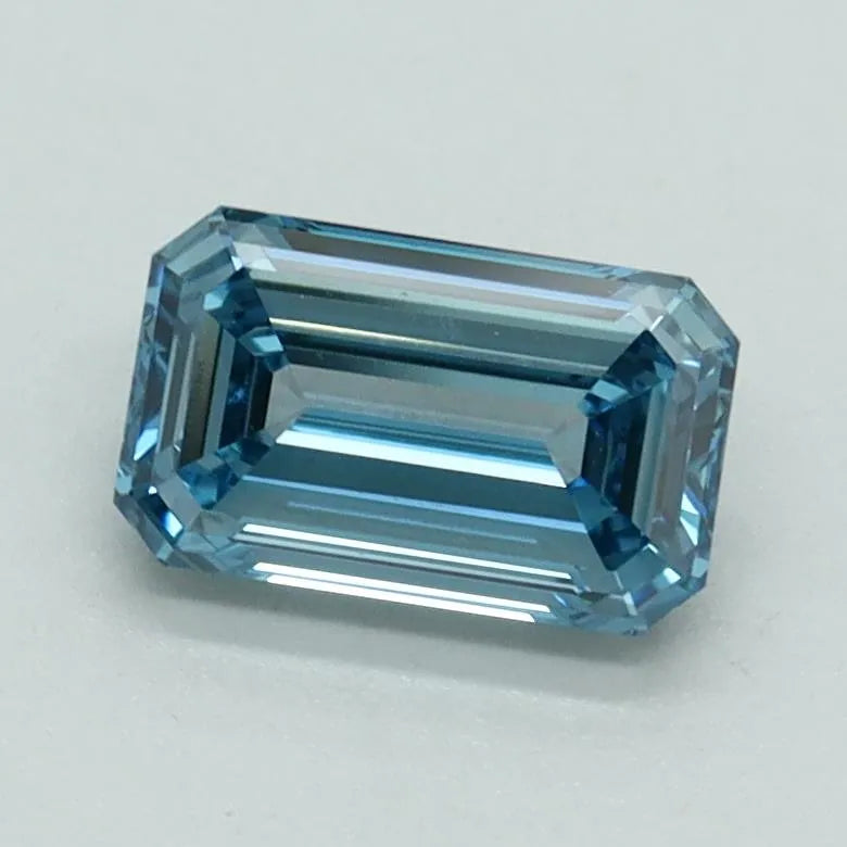 1.03ct Emerald Lab Grown Diamond (Colour Fancy Vivid Blue, Clarity VVS2, IGI Certified)