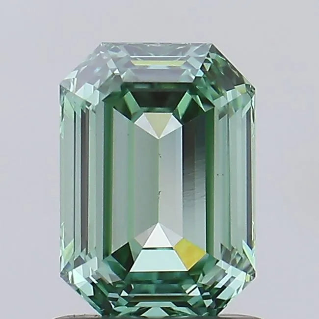 1.04ct Emerald Lab Grown Diamond (Colour Fancy Vivid Green, Clarity VVS2, IGI Certified)