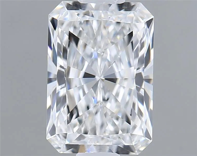 1.04ct Radiant Lab Grown Diamond (Colour D, Clarity VVS1, IGI Certified)