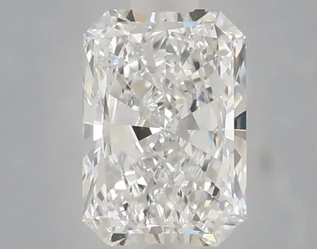 1.04ct Radiant Lab Grown Diamond (Colour E, Clarity VVS1, IGI Certified)