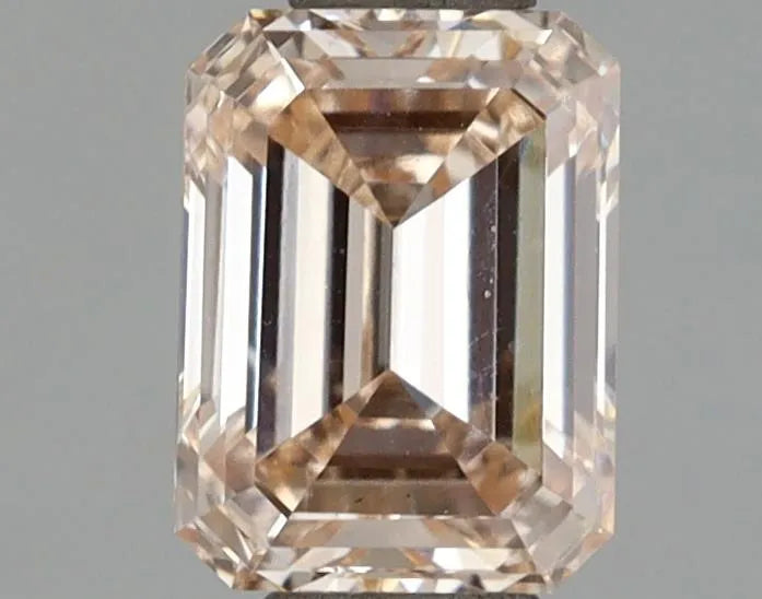 1.06ct Emerald Lab Grown Diamond (Colour Fancy Light Pink, Clarity VS1, IGI Certified)