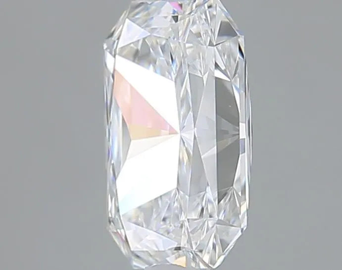 1.06ct Radiant Lab Grown Diamond (Colour E, Clarity VS1, IGI Certified)