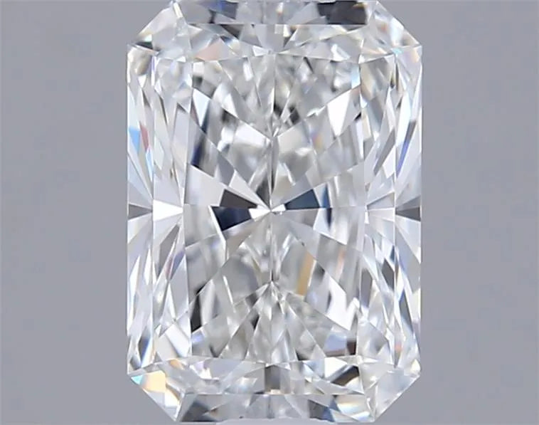 1.21ct Radiant Lab Grown Diamond (Colour E, Clarity VVS2, IGI Certified)