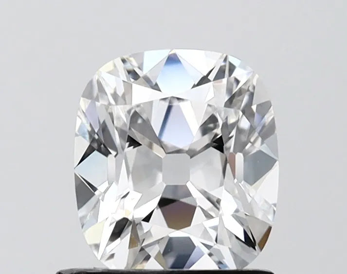 1.27ct Cushion Lab Grown Diamond (Colour D, Clarity VVS2, IGI Certified)
