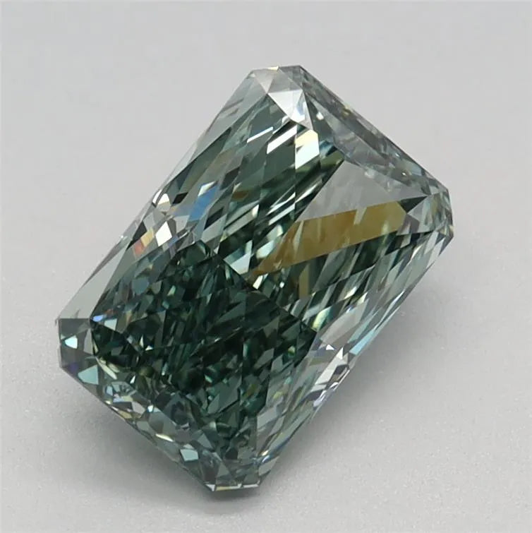 1.29ct Radiant Lab Grown Diamond (Colour Fancy Vivid Green, Clarity VVS2, IGI Certified)