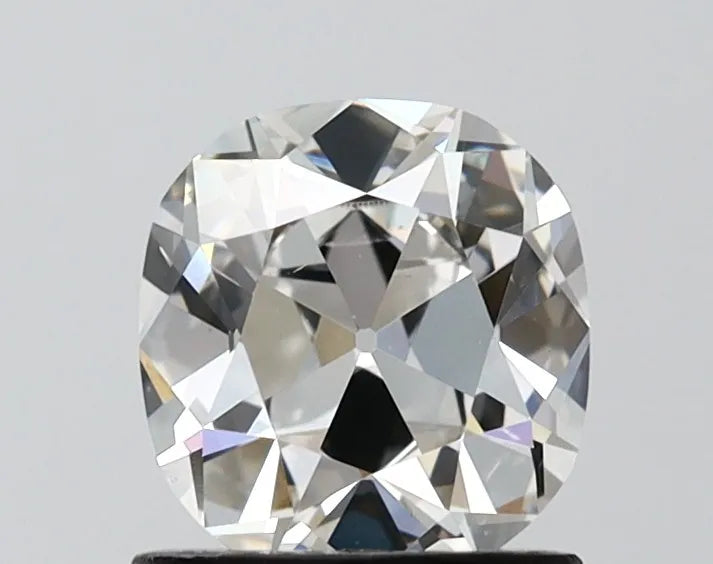 1.35ct Cushion brilliant Lab Grown Diamond (Colour G, Clarity VVS2, IGI Certified)