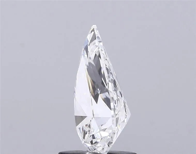 1.40ct Pear Lab Grown Diamond (Colour E, Clarity VS1, IGI Certified)