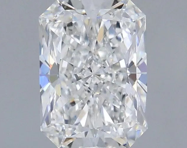 1.41ct Radiant Lab Grown Diamond (Colour E, Clarity VVS2, IGI Certified)