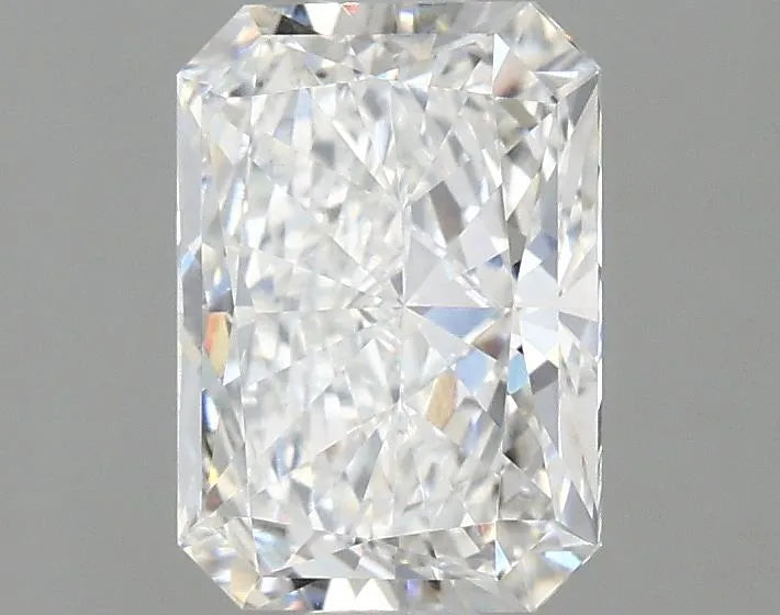 1.49ct Radiant Lab Grown Diamond (Colour E, Clarity VVS2, IGI Certified)