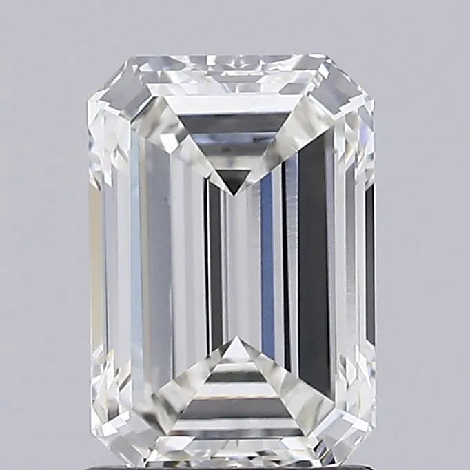 1.50ct Emerald Lab Grown Diamond (Colour G, Clarity VVS2, IGI Certified)