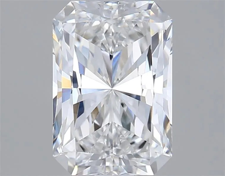 1.50ct Radiant Lab Grown Diamond (Colour D, Clarity VVS2, IGI Certified)