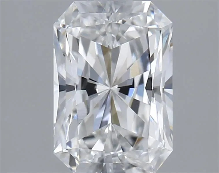 1.50ct Radiant Lab Grown Diamond (Colour E, Clarity VVS2, IGI Certified)