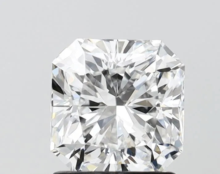 1.50ct Square radiant Lab Grown Diamond (Colour E, Clarity VVS2, IGI Certified)