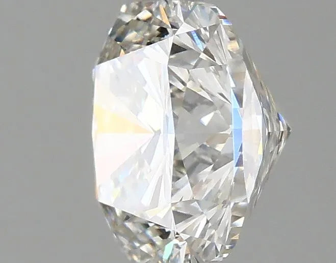 1.51ct Cushion modified Lab Grown Diamond (Colour G, Clarity VVS2, IGI Certified)