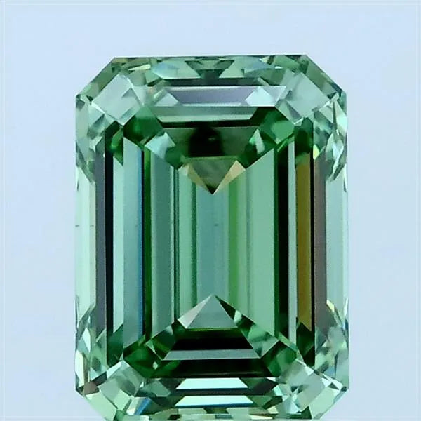 1.51ct Emerald Lab Grown Diamond (Colour Fancy Vivid Green, Clarity VS1, IGI Certified)